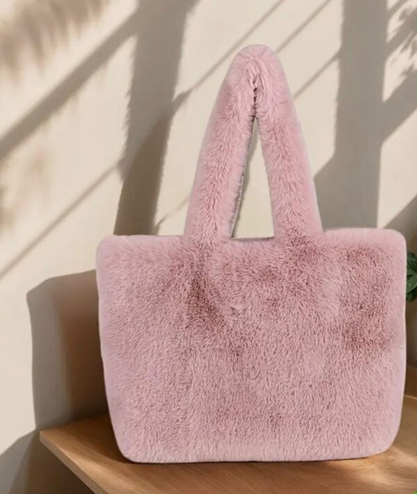 Large Capacity Fluffy Plush Shoulder Bag
